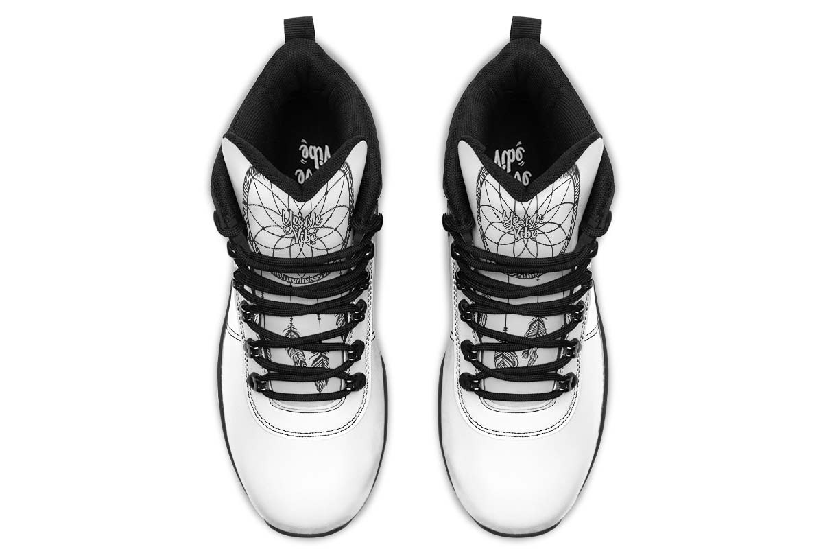 Outdoorboots-105BohemianWolfWhite00255-Blk-YWV-STR6.jpg