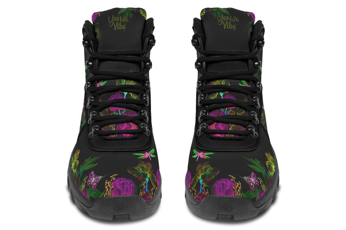 Outdoorvibeboots-105FlowersAndDragonflyBlack05070-Blk-YWV-STR4.jpg